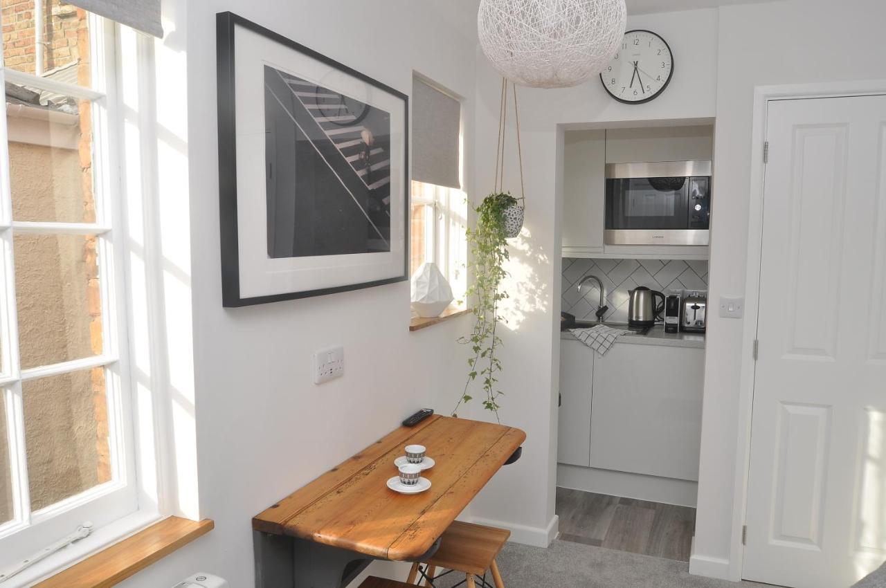 Bridge Street Apartments. Boutique Style Luxury, In The Heart Of Taunton. المظهر الخارجي الصورة
