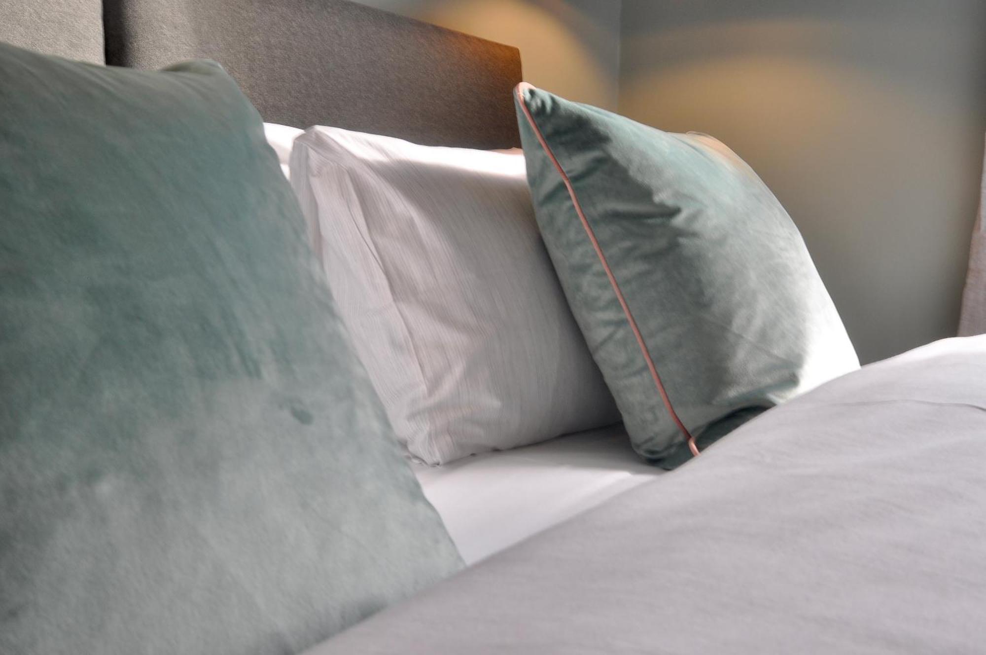 Bridge Street Apartments. Boutique Style Luxury, In The Heart Of Taunton. الغرفة الصورة